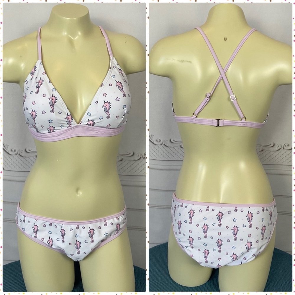 Undercurrent Juniors Size Large Triangle Top Bikini Seahorses & Stars Pastel